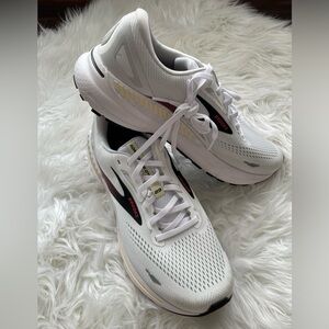 Brooks Adrenaline GTS 23 men’s running shoes 👟